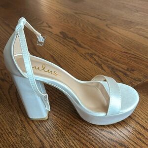 White Lulu Heels 6.5